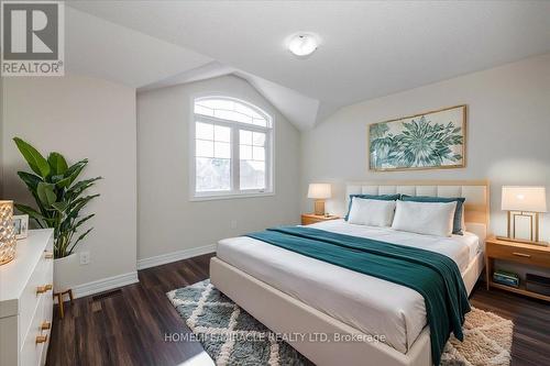 45 Atkinson Crescent, New Tecumseth, ON - Indoor Photo Showing Bedroom