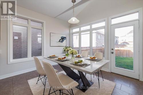 45 Atkinson Crescent, New Tecumseth, ON - Indoor Photo Showing Dining Room