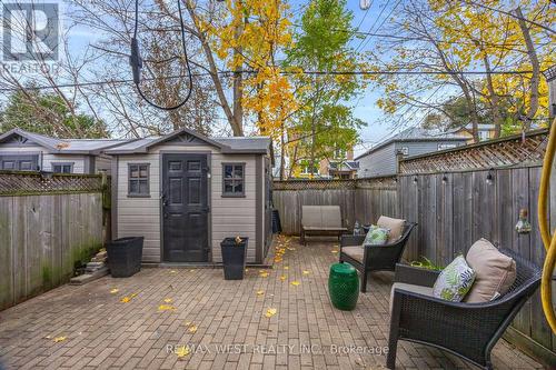 42 A Greendale Avenue, Toronto, ON - Outdoor