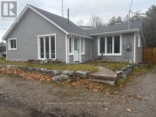 16 Lime Street, Kawartha Lakes (Coboconk), ON - Outdoor