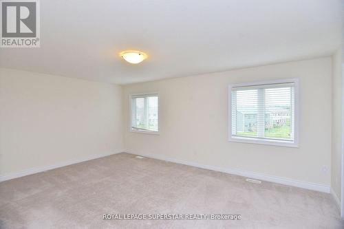 7724 Black Maple Drive, Niagara Falls, ON - Indoor Photo Showing Other Room