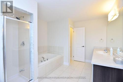 7724 Black Maple Drive, Niagara Falls, ON - Indoor Photo Showing Bathroom