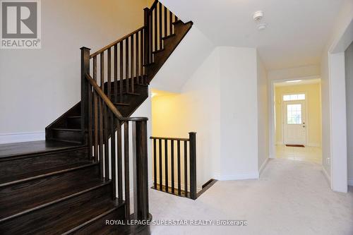 7724 Black Maple Drive, Niagara Falls, ON - Indoor Photo Showing Other Room