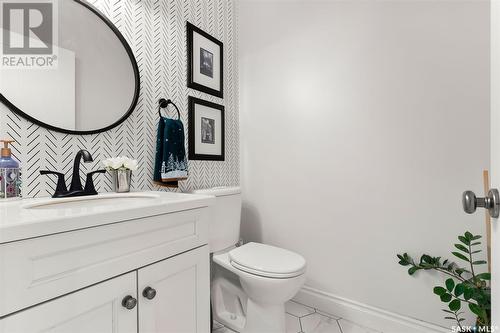 52 Fairway Crescent, White City, SK - Indoor Photo Showing Bathroom