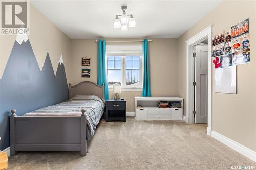 52 Fairway Crescent, White City, SK - Indoor Photo Showing Bedroom