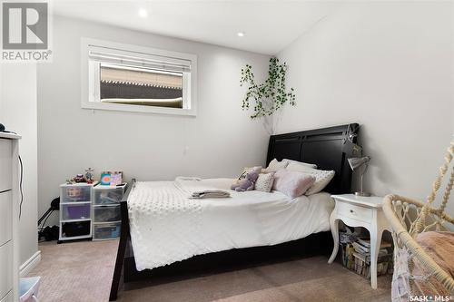 52 Fairway Crescent, White City, SK - Indoor Photo Showing Bedroom