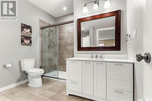 52 Fairway Crescent, White City, SK - Indoor Photo Showing Bathroom