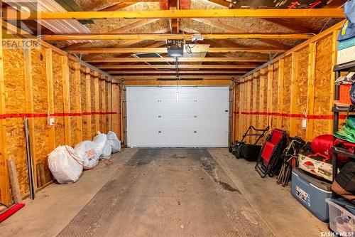 3050 Montague Street, Regina, SK - Indoor Photo Showing Garage