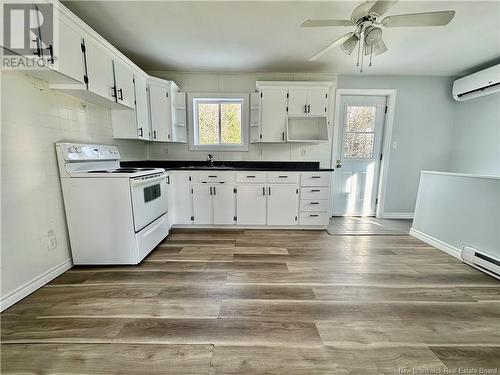 326 Churchland Road, Saint John, NB - Indoor Photo Showing Kitchen