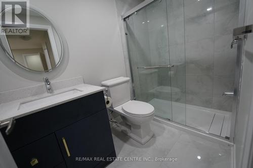 19 Finsbury Drive, Brampton, ON - Indoor Photo Showing Bathroom