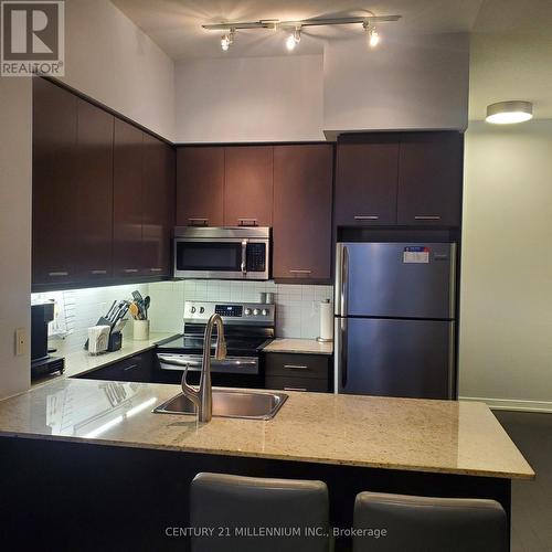 411 - 365 Prince Of Wales Drive, Mississauga, ON - Indoor Photo Showing Kitchen With Stainless Steel Kitchen With Upgraded Kitchen