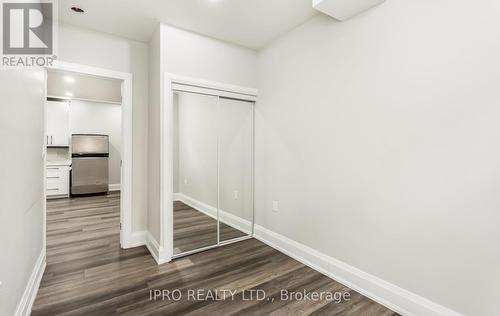 5 Baskerville Crescent, Toronto, ON - Indoor Photo Showing Other Room