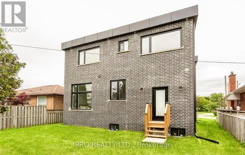 5 Baskerville Crescent, Toronto, ON - Outdoor With Exterior