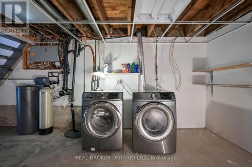 9 Bexley Street, Woodstock, ON - Indoor Photo Showing Laundry Room