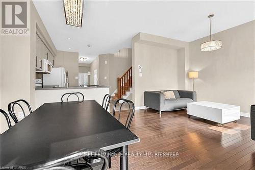 59 - 515 Winston Rd Road, Grimsby, ON - Indoor Photo Showing Dining Room