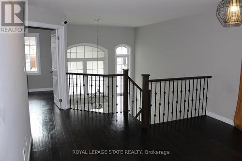 250 Nashville Circle, Hamilton, ON - Indoor Photo Showing Other Room