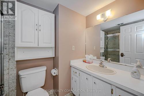 305 - 30 Harrisford Street, Hamilton, ON - Indoor Photo Showing Bathroom