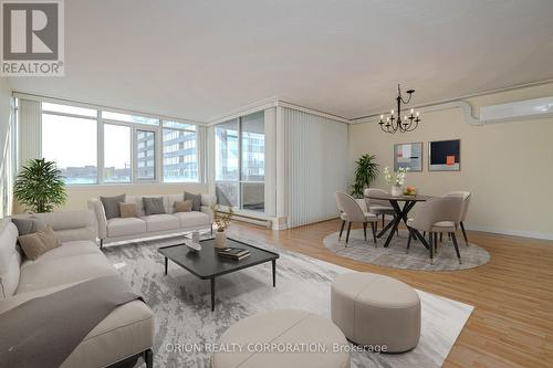 305 - 30 Harrisford Street, Hamilton, ON - Indoor Photo Showing Living Room