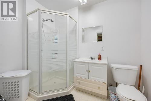 529 Chantel Court, Sarnia, ON - Indoor Photo Showing Bathroom