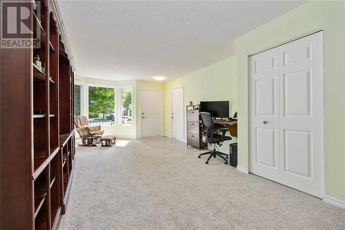 529 Chantel Court, Sarnia, ON - Indoor