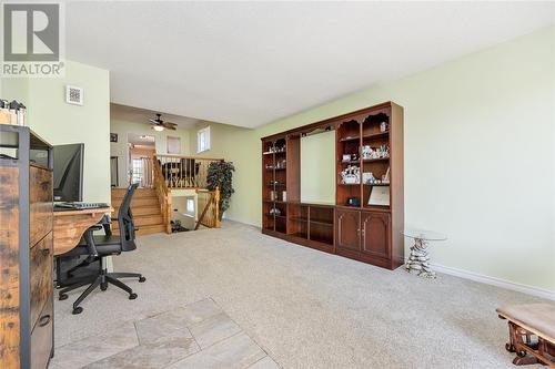 529 Chantel Court, Sarnia, ON - Indoor