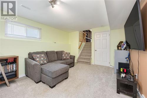 529 Chantel Court, Sarnia, ON - Indoor