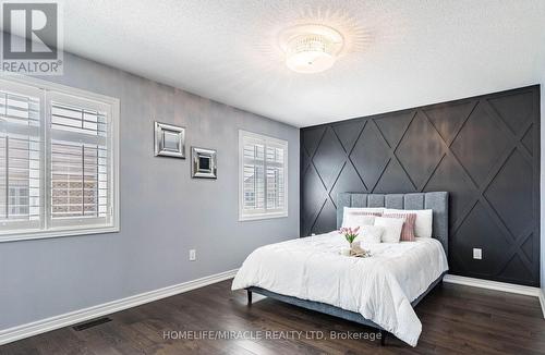 4664 Ray Lane, Burlington, ON - Indoor Photo Showing Bedroom