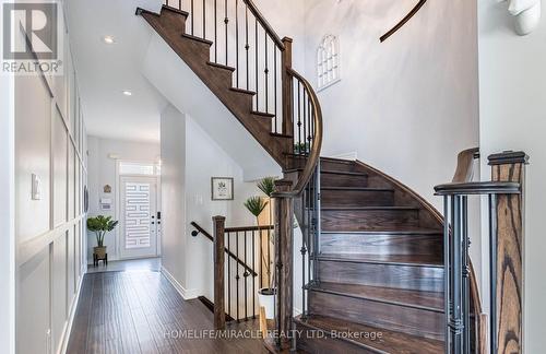 4664 Ray Lane, Burlington, ON - Indoor Photo Showing Other Room