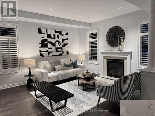 4664 Ray Lane, Burlington, ON - Indoor Photo Showing Living Room With Fireplace