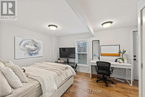 560 Frontenac Street, Kingston (East Of Sir John A. Blvd), ON - Indoor Photo Showing Bedroom