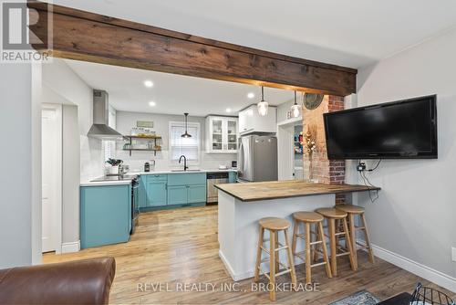 560 Frontenac Street, Kingston (East Of Sir John A. Blvd), ON - Indoor Photo Showing Kitchen