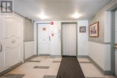 Elevator - 107 St. Joseph'S Drive Unit# 304, Hamilton, ON - Indoor Photo Showing Other Room