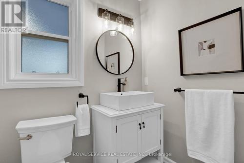 7634 Langstaff Road, Clarington, ON - Indoor Photo Showing Bathroom