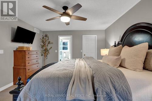 7634 Langstaff Road, Clarington, ON - Indoor Photo Showing Bedroom