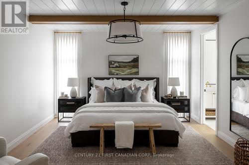 2166 Linkway Boulevard, London, ON - Indoor Photo Showing Bedroom