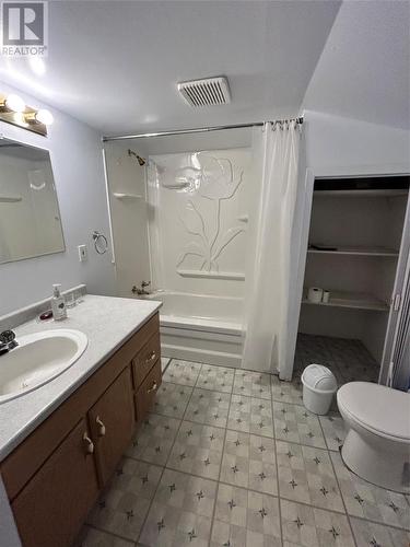 5 Tunnel Road, Rose Blanche, NL - Indoor Photo Showing Bathroom