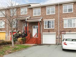 23 Collingwood Court  Portland Hills, NS B2W 0G4