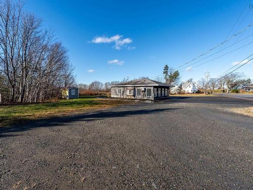 8837 Highway 1, Meteghan River, NS 