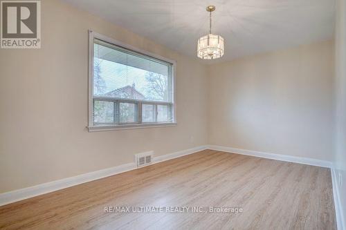 111 Rexleigh Drive, Toronto, ON - Indoor Photo Showing Other Room