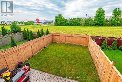 231 Kirkvalley Crescent, Aurora, ON - Outdoor With Backyard