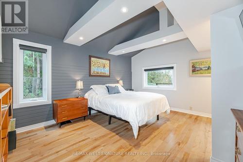 12664 Mill Road, King, ON - Indoor Photo Showing Bedroom