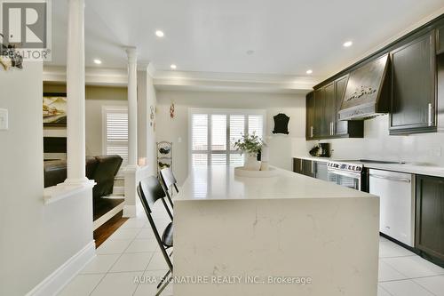 1385 Sheldon Street, Innisfil, ON - Indoor Photo Showing Kitchen