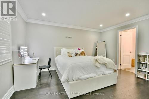 1385 Sheldon Street, Innisfil, ON - Indoor Photo Showing Bedroom