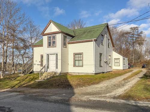 2 Walker Street, Yarmouth, NS 