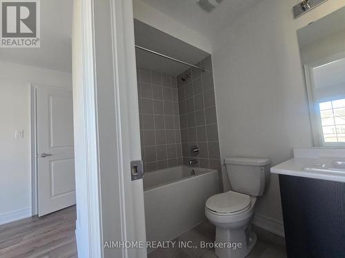 45 Faimira Ave Avenue, Georgina, ON - Indoor Photo Showing Bathroom