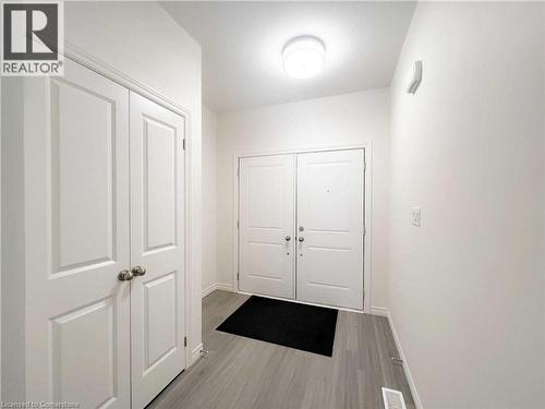 Entryway featuring light wood-type flooring - 182 Byers Street, London, ON - Indoor Photo Showing Other Room