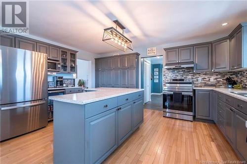 588 Guthrie Road, Bloomfield, NB - Indoor Photo Showing Kitchen