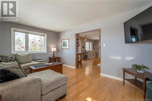 588 Guthrie Road, Bloomfield, NB - Indoor Photo Showing Living Room