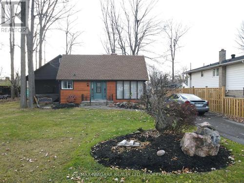 695 Lakeside Road, Fort Erie (334 - Crescent Park), ON - Outdoor