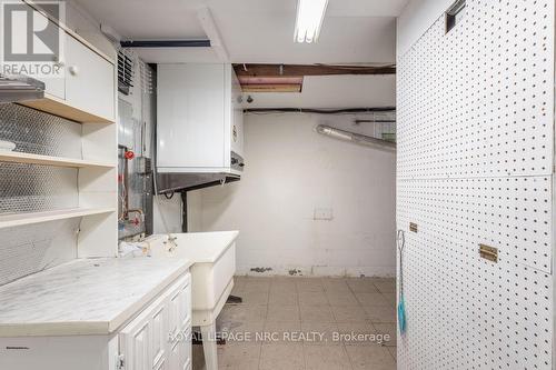 58 Bloomfield Avenue, St. Catharines (455 - Secord Woods), ON - Indoor Photo Showing Laundry Room